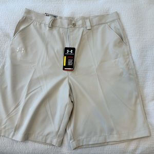 Men’s Under Armour Golf Shorts - 38 waist - NWT